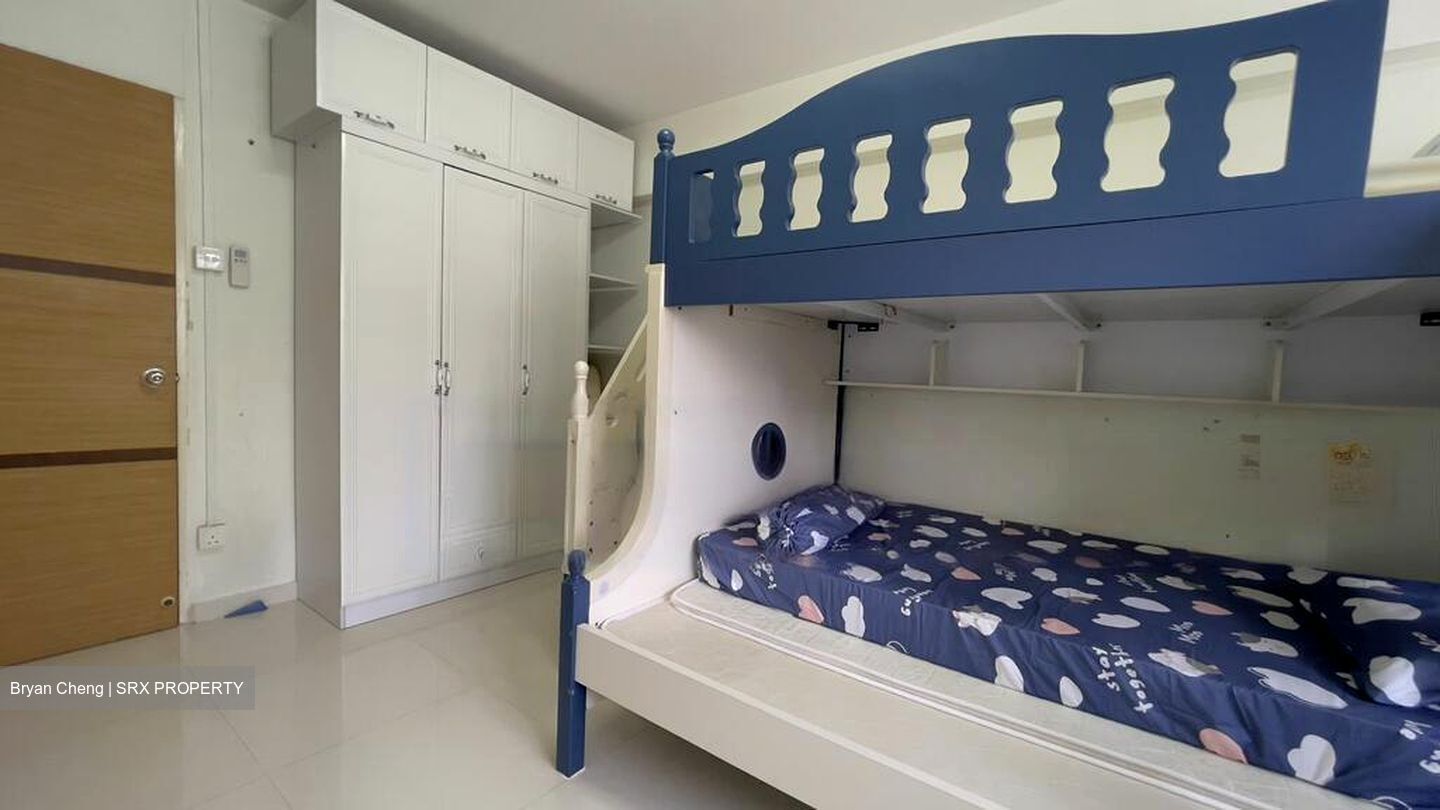 Blk 209 Yishun Palm Spring (Yishun), HDB 5 Rooms #460569721
